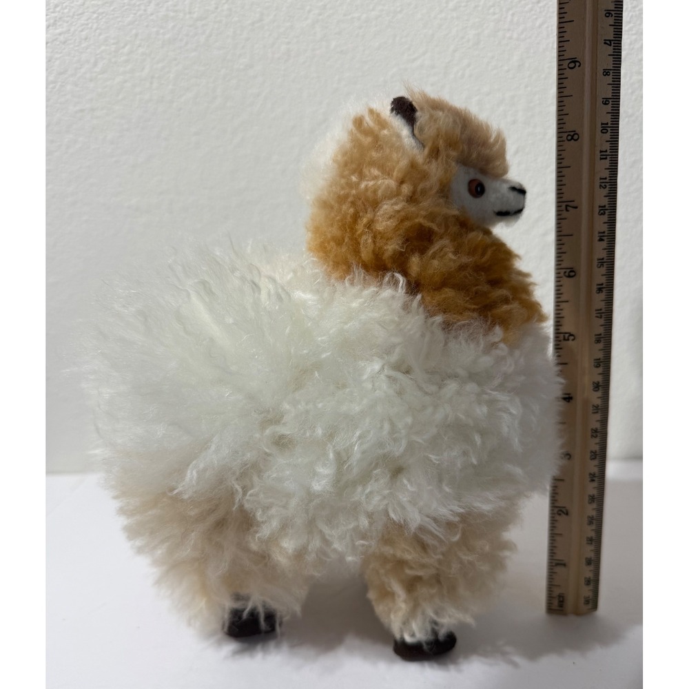 Handmade Genuine Alpaca Fur Plush Llama Figure Cream Tan 9 Inch Peru Folk Art - Picture 4 of 9
